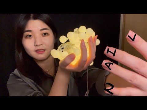 ASMR TAPPING SCRATCHING WITH LONG NAILS TRIGGER