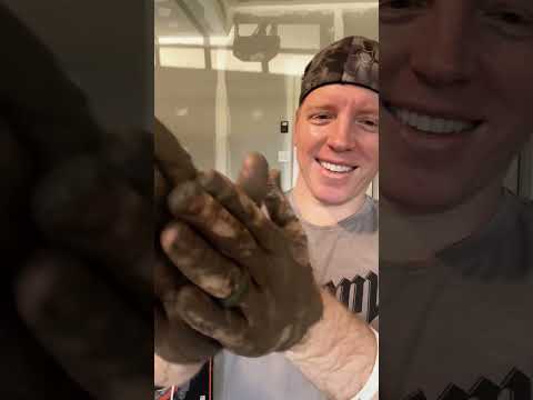 ASMR | Moisturizing ￼My Hands With Mud #asmr