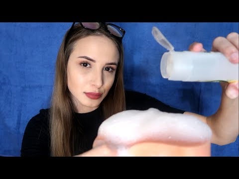 ASMR - AMIGA MALVADA DANDO BANHO EM VOCÊ!