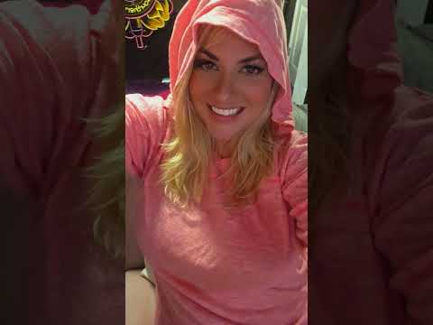 My AC works REALLY well. Happy Editing #asmr #pink #viral