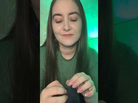 ASMR: Arranhando o microfone 🎙️ (unhas no mic)