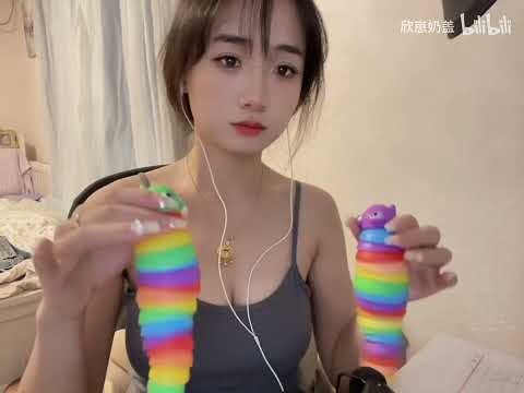 Wish you a good sleep! Caterpillar squeeze toy has a nice trigger sound