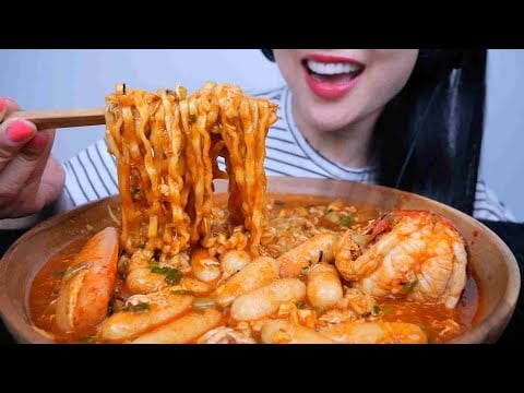 CHEESY MINI RICE CAKE SPICY NOODLE WITH LOBSTER TAIL (ASMR EATING SOUNDS) NO TALKING | SAS-ASMR