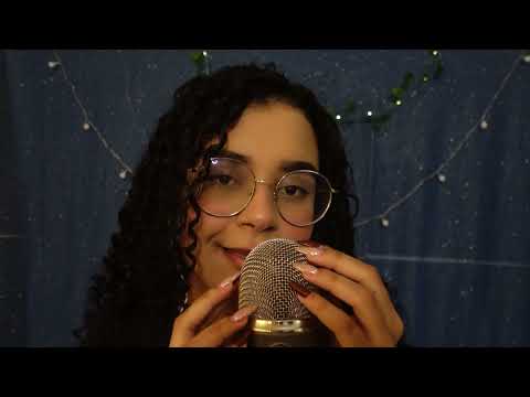 ASMR- Unha no microfone com sons de boca