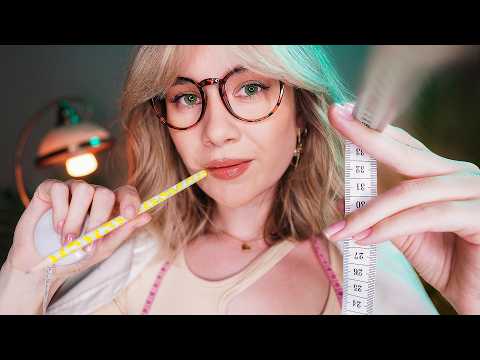 АСМР НЕЖНАЯ МЕДСЕСТРА ИЗМЕРИТ ТЕБЯ 📏 Близкий и Неразборчивый Шепот 🤫 Ролевая Игра Снятие Мерок