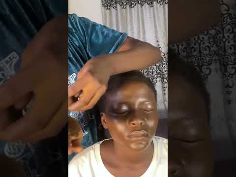 ASMR GUM CHEWING WITH SATISFYING ROLEPLAY MAKEUP APPLICATION ON MY SISTERS FACE FOR SLEEP