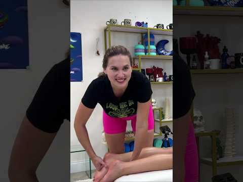 Feet the Cause of All Her Back Pain  #asmr #chiropractor