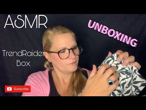 [ASMR] german/deutsch Unboxing TrendRaider Box - Talk Talk Talk - whispering - Random Trigger 😴