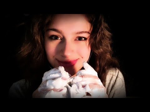 •ASMR• Shaving cream on mic + crinkles (Tingly sounds)