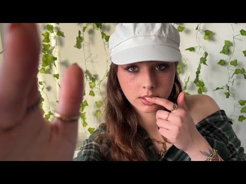 ASMR | Spit Painting Your Makeup 💄 (personal attention, fast, mouth sounds,…)
