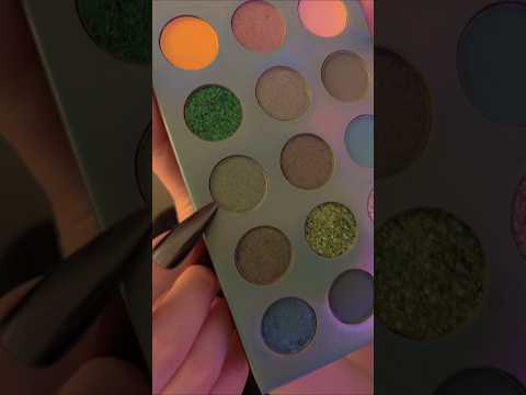 asmr pick an eyeshadow colour 🖌️✨