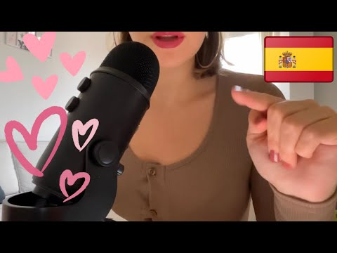 ASMR- Poemas de amor 💝🌹whispering en español jeje