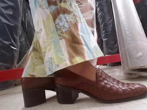 ASMR 👢👠Walking / Shoe Sounds In Ollie's 👢👠