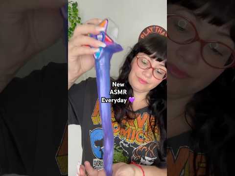 #asmr #tingles #triggersforsleep #scratching #relax #asmrtingles #tapping @aramoonasmr1111