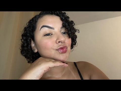 ASMR: TE MAQUIANDO PARA UM DATE 
