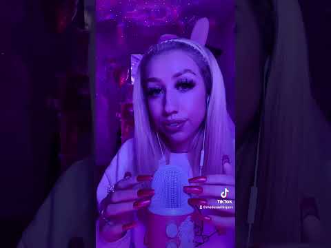 Um bestie? Go to sleep 😴 #asmr #asmrtiktok #micscratching #asmrtriggers