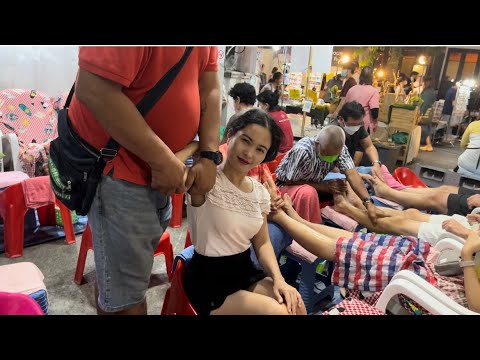 Thai STREET MASSAGE AT NIGHT / FOOT MASSAGE / Back Neck Head Shoulder Massage
