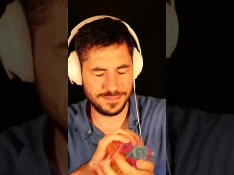 ASMR Si je cligne des yeux, la vidéo s'arrête #asmr #defi #visuel #asmrvisual #asmrtapping