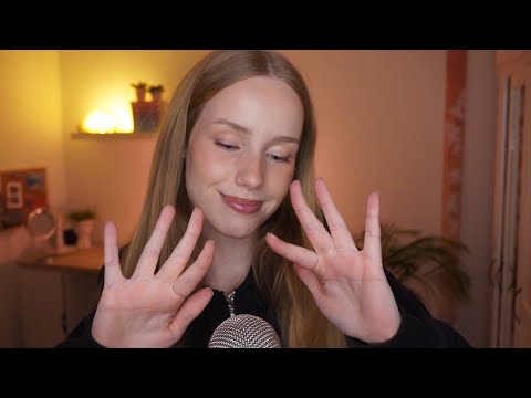 ASMR Finger fluttering & dry hand sounds