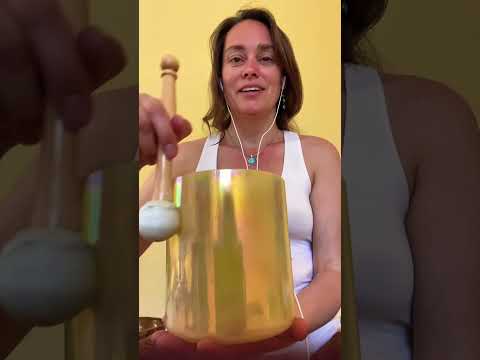 Breathe and Relax | Sound Healing Meditation | Alchemy Crystal Singing Bowl | ASMR singing #shorts