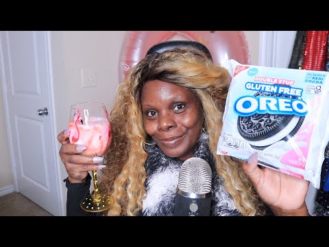 TRYING OREO GLUTEN FREE DOUBLE STUFF STRAWBERRY MILK ASMR EATING SOUNDS