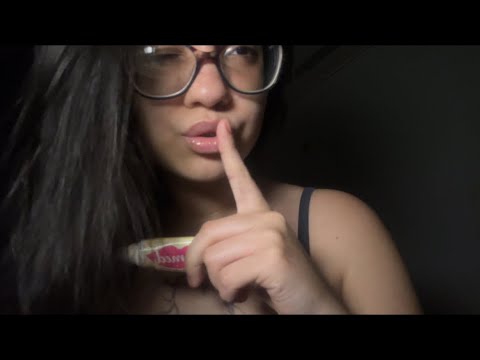 ASMR TE CONTANDO UM BABADO MAS VOCÊ NÃO PODE CONTAR PRA NINGUÉM 🤫