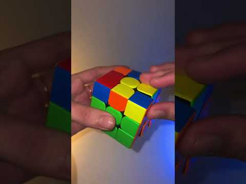 ASMR | Cubo Rubik 😛 ¿Sabes armar el cubo?#asmr #ASMR #relax #sleep #cuborubik