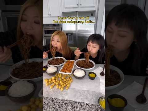 BLACK BEAN NOODLES RACE EATING COMPETITION #shorts #viral #mukbang