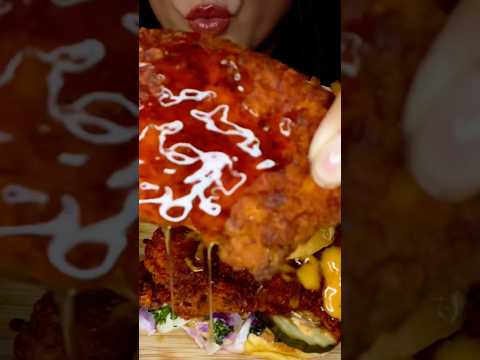 Dave’s Hot Chicken Spicy Tenders #asmr #chicken #foods #shorts