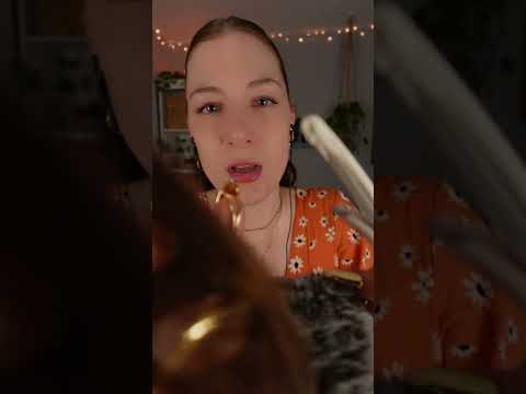 clipping your hair back asmr #asmr #asmrsounds