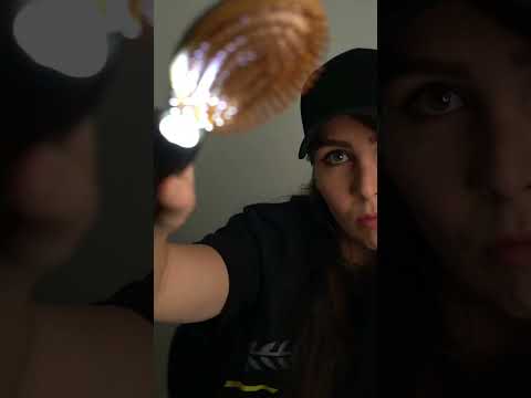 HAIR BRUSHING & FLASH LIGHT #asmrlighttriggers #lighttriggers #asmrhairbrushing #asmrhairbrush #asmr