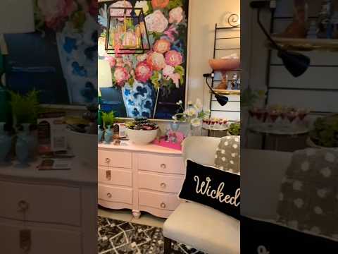Beautiful Thrift Store 💝🌸 #voiceover #asmr #thriftstore Tam’s ASMR 💕