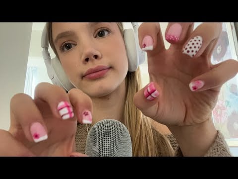 ASMR mouth sounds, hand movements, jellfyfish trigger💓💓💓