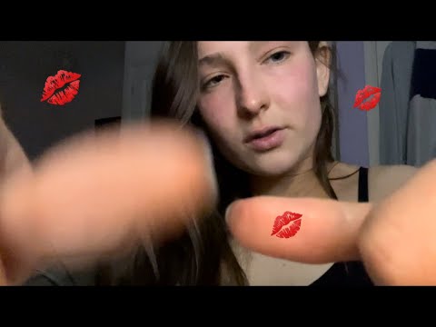 *ASMR* 1 minute of rubbing in kisses💋😘