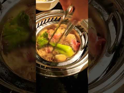 🍲 Hot Pot Jackpot!  #satisfying #food #shorts