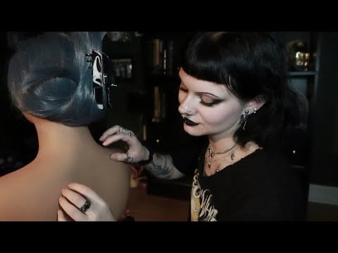 ASMR | One Hour+ of Mannequin Back Tapping & Scratching 🫶🏻💤 (and a bit of hair play)