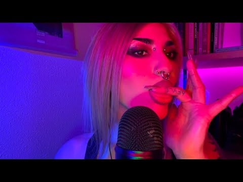 ASMR Mouth Sounds & Kisses 💗 Counting in Spanish… kinda 😭