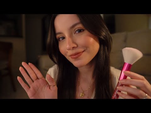 meu primeiro asmr depois de 100 dias (voz suave, sussurros, pincel na tela e hand movements)