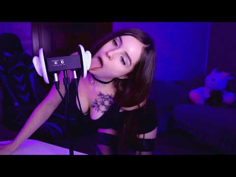 💣ASMR ear LICKING 💣