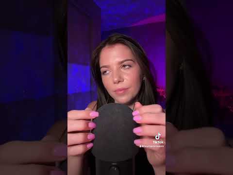 Foam mic scratching 🎤 #asmr #relax #randomtriggers #asmrtriggers #tingles #gentletriggers