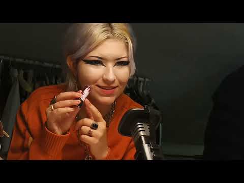 ASMR | lipstick and lipgloss application