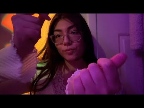 ASMR fast fabric scratching, rubbing, pulling & fumbling ft. Dossier 