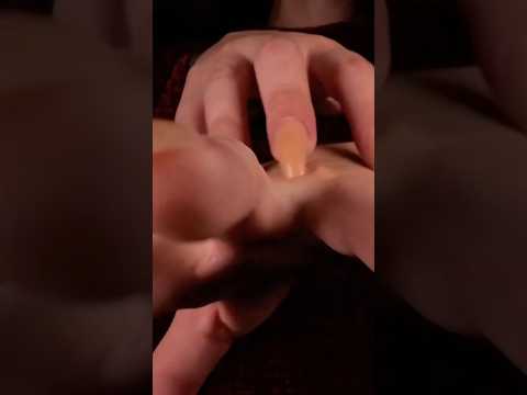 Up-Close Brushing & Tapping to Silence Your Mind 🎧 ASMR