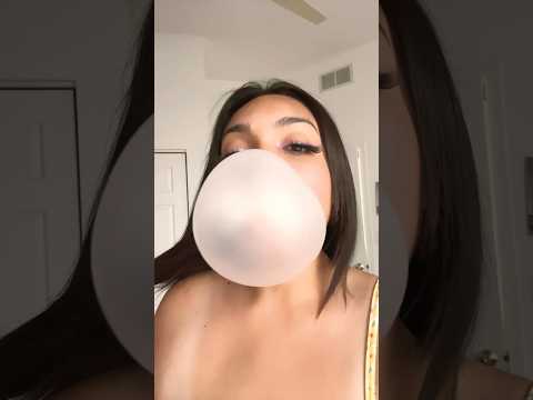 BIG BUBBLE ASMR | bubble blowing chewing sounds #bubbling #eatingsounds