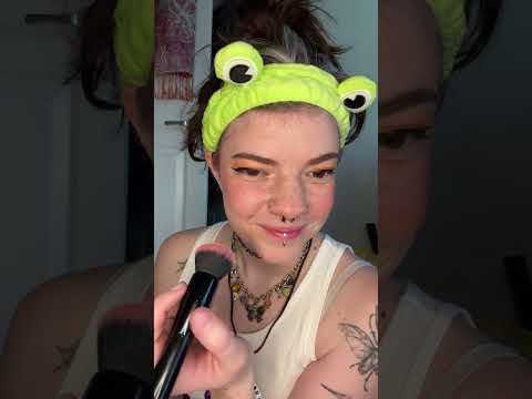 Live highlight: makeup disaster