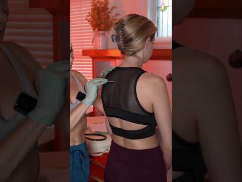 ASMR chiro #asmr #asmrsounds #asmrvideo #relaxing #relax #satisfying #satisfyingvideo #tingles