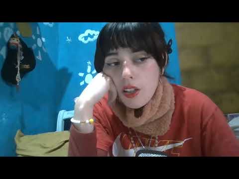 ASMR MELI volvi para relajarlos .3