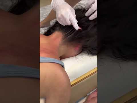 She Gained 4 inches from this! 😂 #shorts #chiropractor #asmr