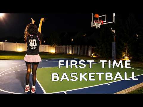 Girl Streamer Tries Basketball for the First Time