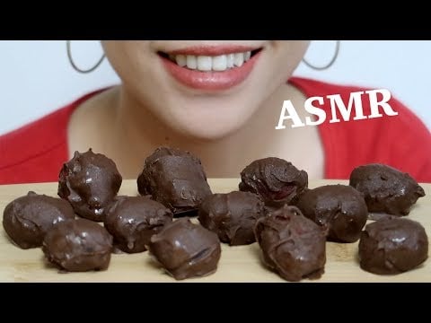 EATING  Chocolate Covered Strawberries and Grapes | ASMR Eating Sounds | Crunchy Juicy Fruit Mukbang